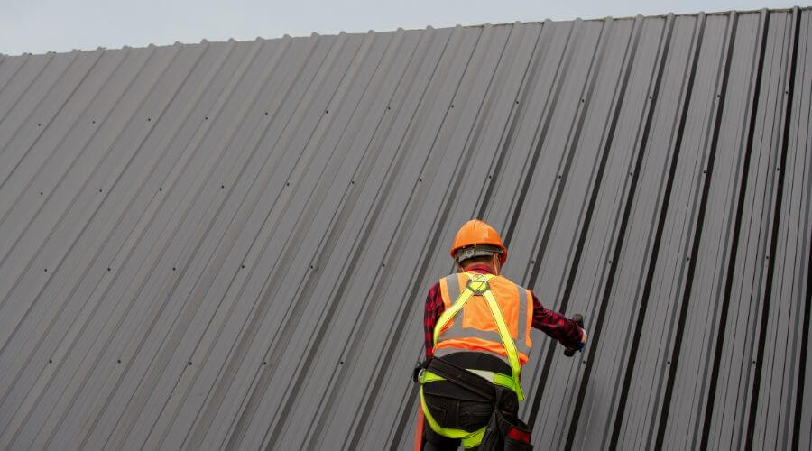 Professional residential roofers in Premont, TX